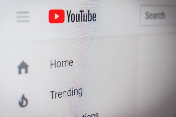 Quels sont les meilleurs logiciels de montage vidéo pour les créateurs de contenu YouTube ?